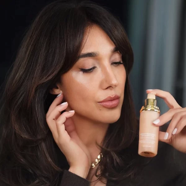 KOEC 4-in-1 Color Changing Foundation for Medium Skin Tones - Image 10